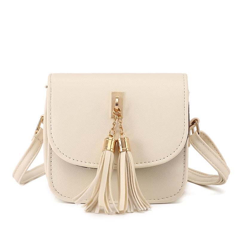 Bolso para mujer con borlas de color caramelo