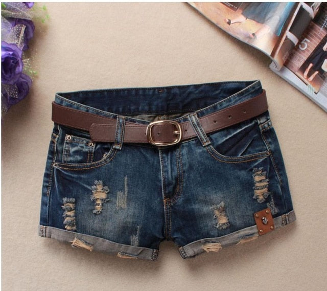 Mini shorts con agujeros de remache para mujer Shorts de cintura baja