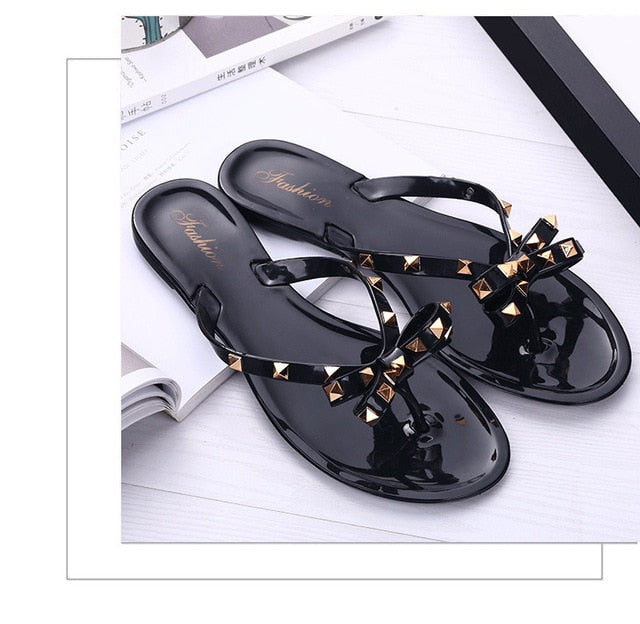 Sandalias de mujer moda remache